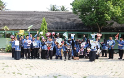 PERINGATAN HARI GURU NASIONAL SMPN 2 BULUSPESANTREN 2024